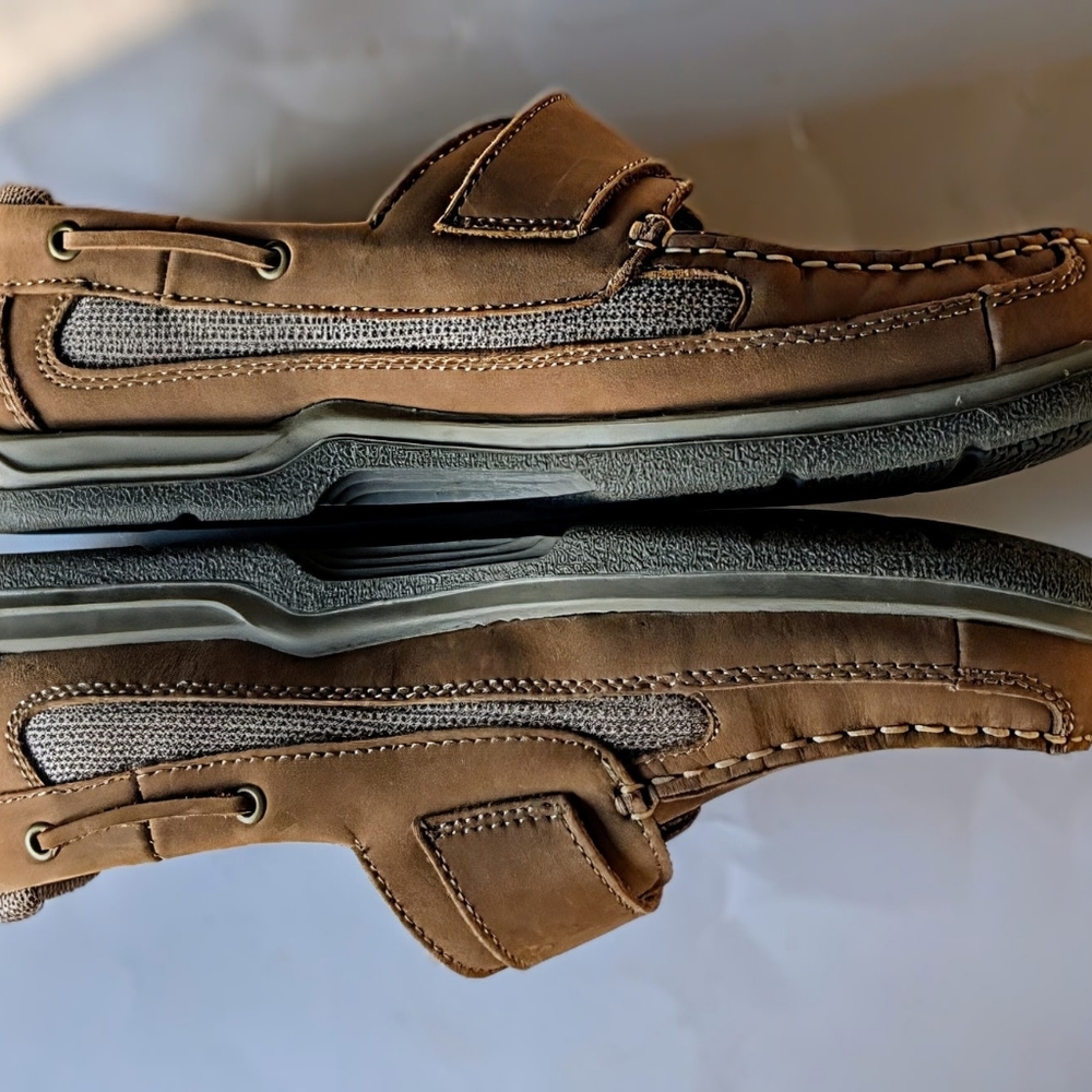 Reel Legends Leather Boat Shoes Men's Size 9